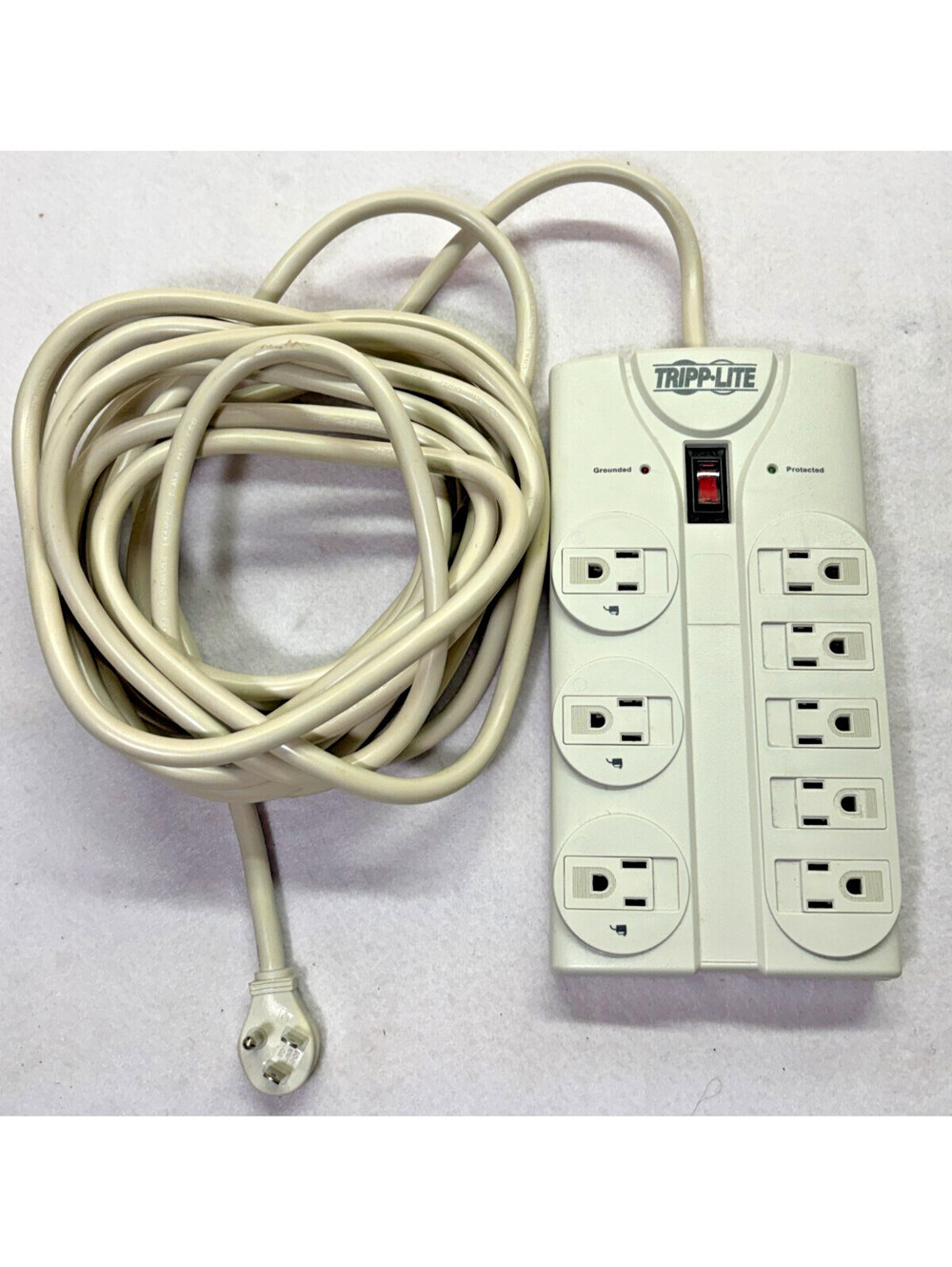 Tripp Lite TLP825 Surge Protector 8 Outlet Power Strip 25 Ft Cord Working #2